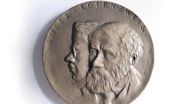 Die Buber-Rosenzweig-Medaille wird seit 1968 jährlich verliehen. Namensgeber sind die jüdischen Philosophen und Pädagogen Martin Buber und Franz Rosenzweig.