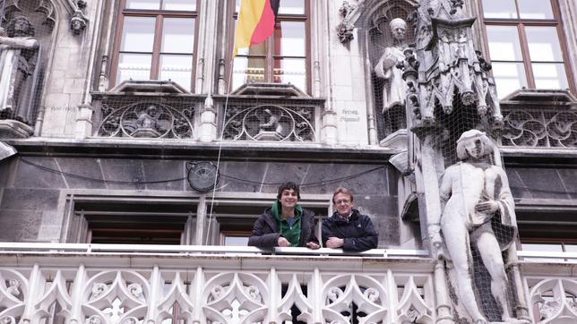 Checker Can Der Rathaus-Check: Checker Can mit Hausmeister Peter Suermann im Neuen Rathaus in München