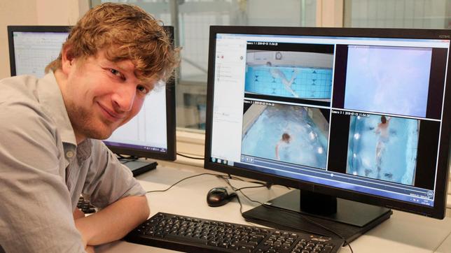 Robert hat im Strömungskanal des Olympiastützpunkts in Hamburg seinen Schwimmstil analysieren lassen.