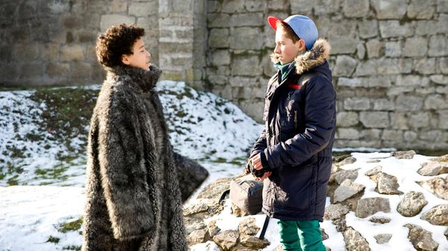 Raphael (Oskar-Kraska McKone, li.) und Dominik (Yannick Rau, re.) streiten sich über die inhaltliche Umsetzung ihres Films.