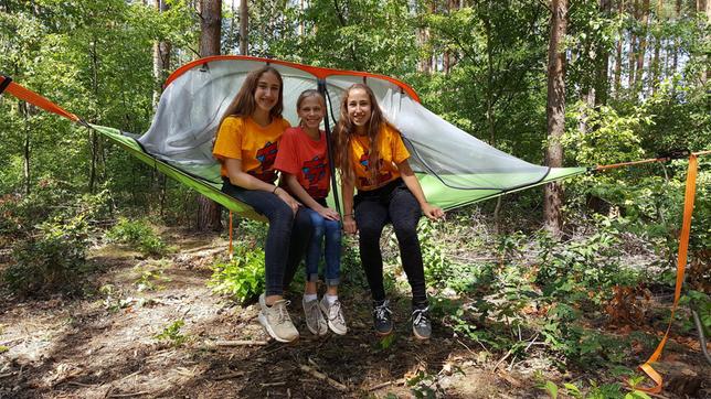 Anne, Franzi und Lea im Hanging Tent.