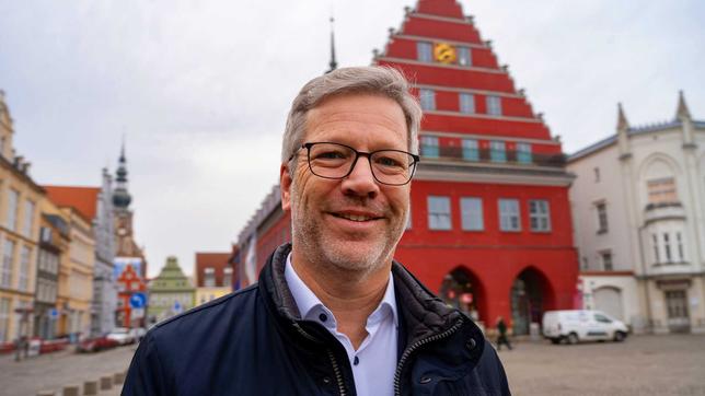 Stefan Fassbinder, Oberbürgermeister von Greifswald und "Weltbürgermeister"