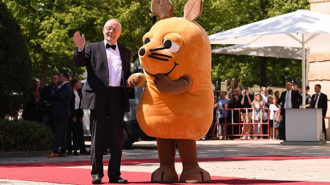 Armin Maiwald mit seiner Maus in Bayreuth