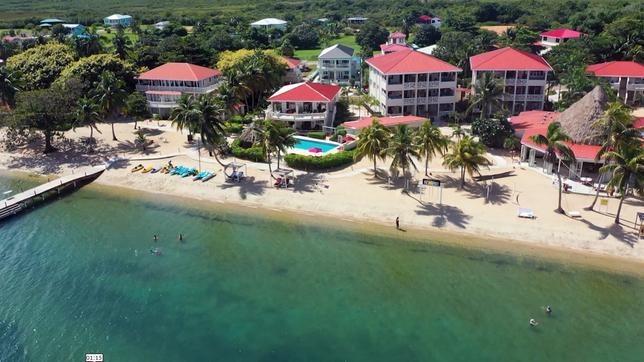 Hotelanlage am Strand