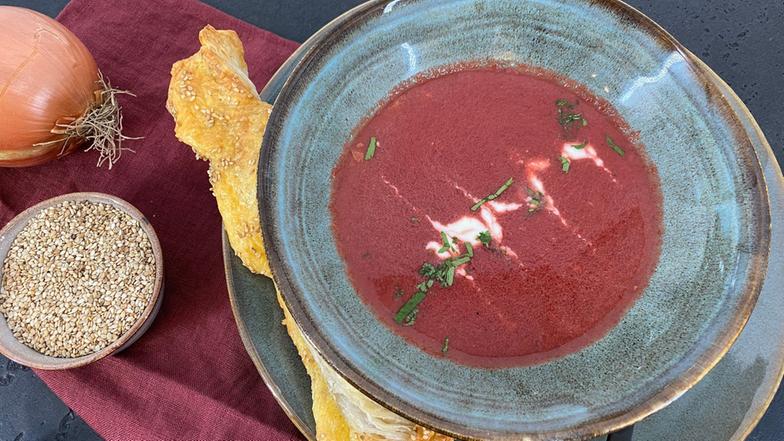 Video: Rote-Bete-Suppe mit... - ARD-Buffet - ARD | Das Erste