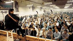 Johnny Cash bei seinem legendären Konzert vor Strafgefangenen im Folsom State Prison