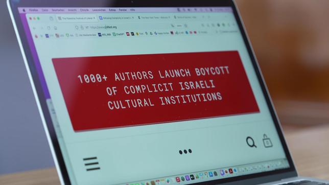 Inzwischen haben mehr als 6.000 Autorinnen und Autoren den Boykottaufruf gegen israelische Kulturinstitutionen unterzeichnet.