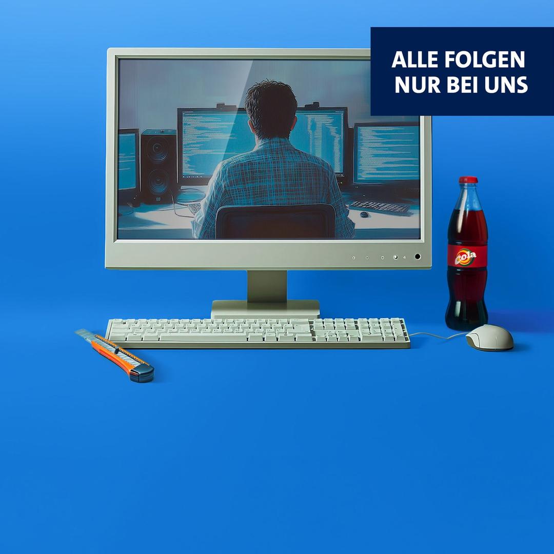 Computerbildschirm zeigt einen Mann vor einem Comuter, der kino.to nutzt