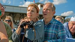 Beate (Annette Frier) und Joachim (Michael Lott) sind in großer Sorge um ihre Tochter Jana.