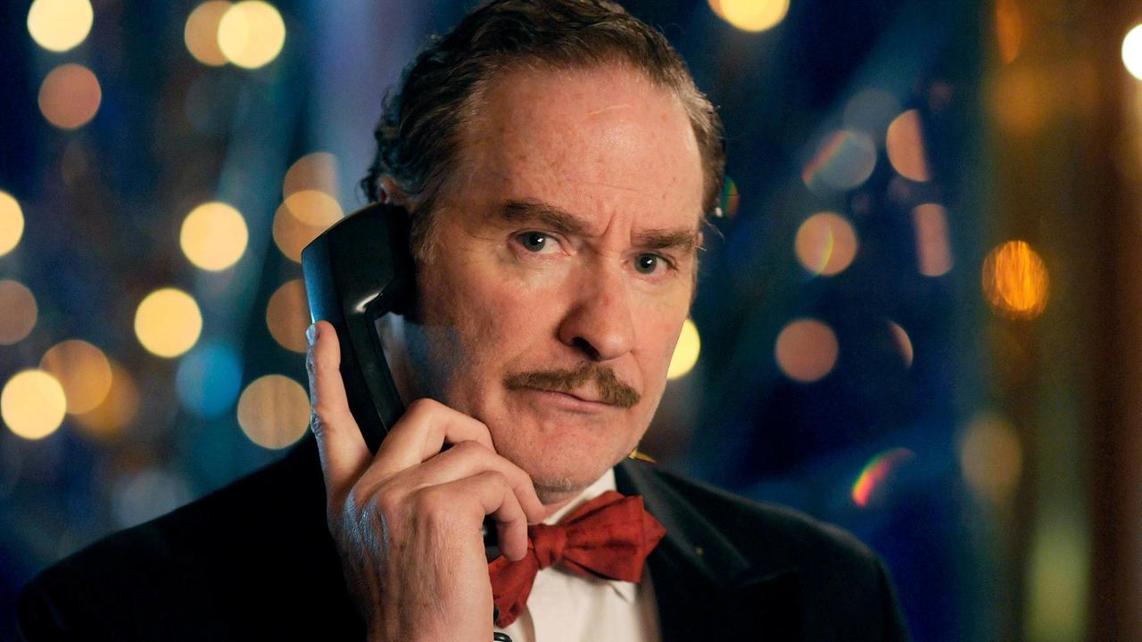 Henry Harrison (Kevin Kline)