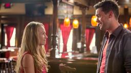 Kirsten (Britt Robertson) muss erst ein Trauma überwinden, bevor sie sich auf das Leben mit Zack (Jack Whitehall) einlassen kann.