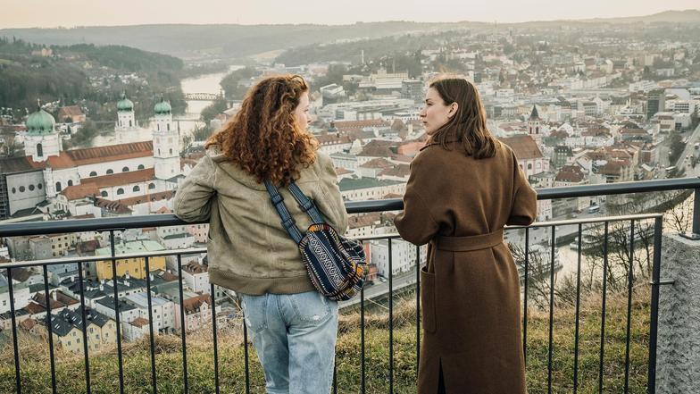 Die Rollen im Überblick - Ein Krimi aus Passau - ARD | Das ...