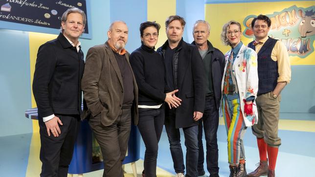 Kölner "Tatort: Alles Anders" (v.l.n.r.): Jan Kruse (Produzent Bavaria Fiction), Dietmar Bär ("Freddy Schenk"), Isabell Suba (Regisseurin), Götz Bolten (Redakteur WDR), Klaus J. Behrendt ("Max Ballauf"), Silvina Buchbauer ("Caro Anders"), Max Giermann ("Frank Anders")