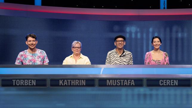 Die Kandidat:innen: Torben Henke, Kathrin Dennstädt,Mustafa Özakbiyik und N. Ceren Erol.