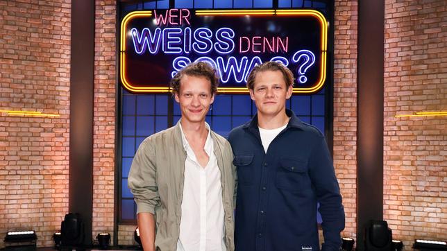 Treten bei "Wer weiß denn sowas?" als Kandidaten gegeneinander an: Der österreichische Schauspieler Felix Kammerer und der Schauspieler Max von der Groeben.