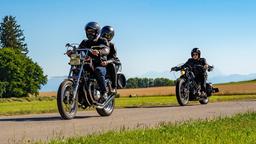 Sabine Kaiser (Katharina Müller-Elmau) ermittelt undercover bei den Motorradfreunden des Opfers. Mit Yazids (Hannes Ringlstetter) Hilfe fühlt sie Franz Gauda (Christof Arnold) auf den Zahn.