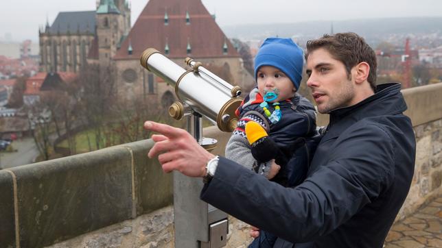 Dr Ahrend und sein Sohn Max