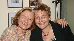 Brigitte Antonius mit einem Fan