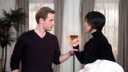 Als Ellen (Yun Huang) sich von Oliver (Niklas Löffler) trennen will, zeigt der sein wahres Gesicht ...
