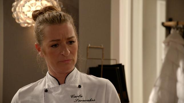Carla ist betroffen, dass Johanna im Heideecho den Food Truck so scharf kritisiert.