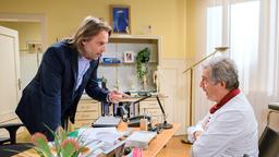 Michael (Erich Altenkopf) ärgert sich über André (Joachim Lätsch), da der den Konflikt zwischen ihm und Werner neu entfacht.