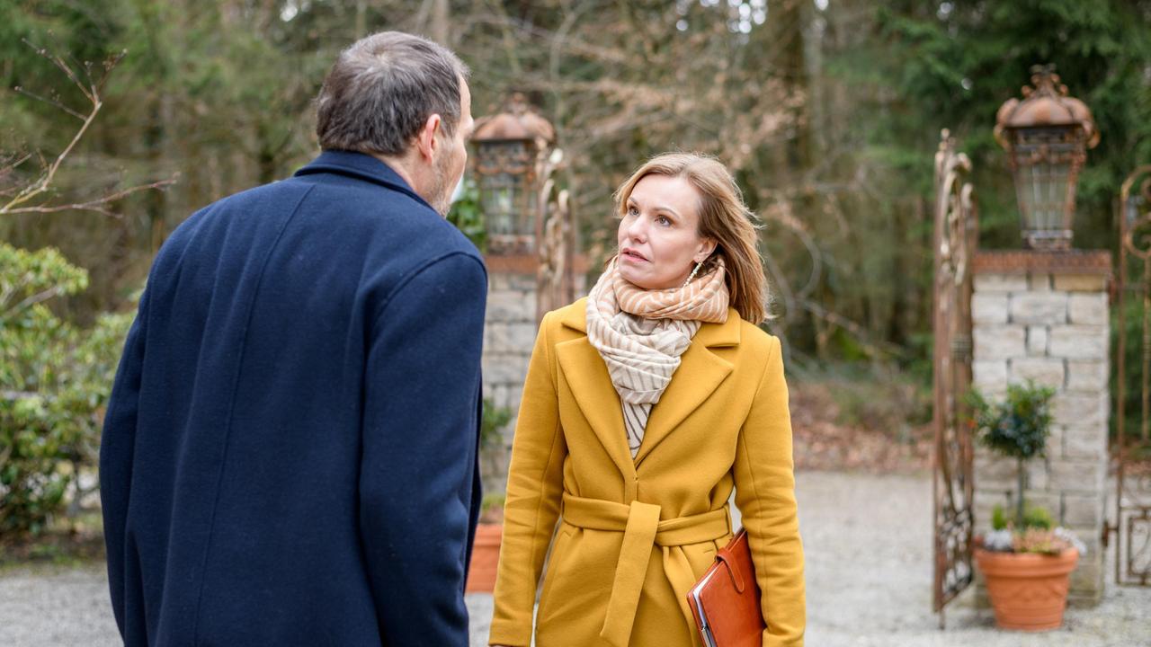 Zwischen Katja (Isabell Stern) und Markus (Timo Ben Schöfer) entladen sich die aufgestauten Gefühle in einem Streit.